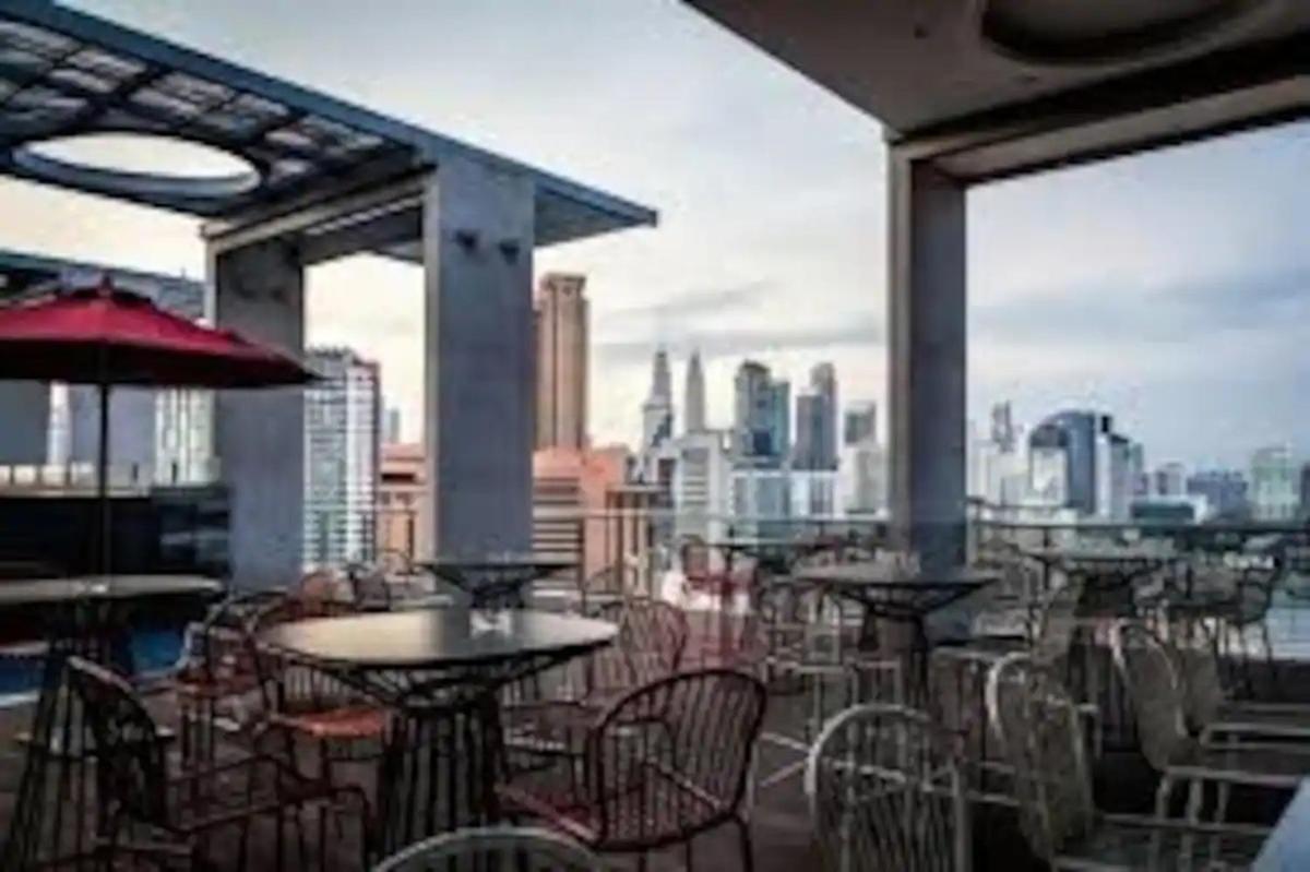 Premium Suites @ D'Majestic Place, Kl City Centre Куала Лумпур Екстериор снимка